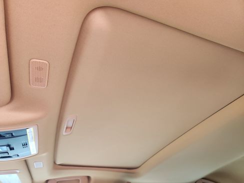 New 2025 Lexus ES 350 w/ Premium Package image 18