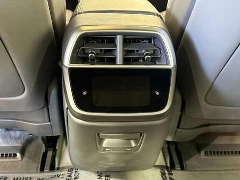 Used 2023 Lucid Air Grand Touring image 22