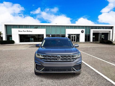 Used 2022 Volkswagen Atlas SEL R-Line image 3