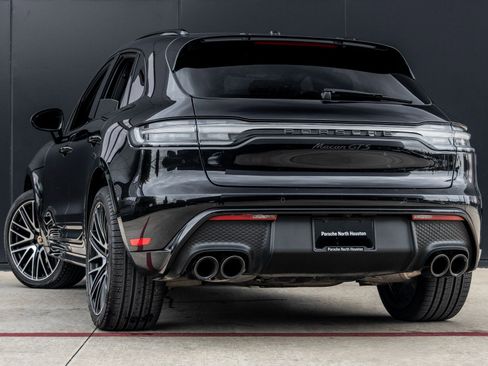 Used 2023 Porsche Macan GTS image 3