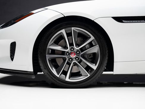 Used 2020 Jaguar F-TYPE Coupe image 18