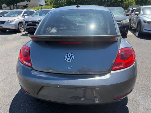 Used 2014 Volkswagen Beetle TDI FWD image 10