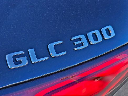 New 2026 Mercedes-Benz GLC 300 image 12