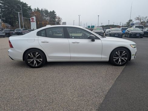Used 2022 Volvo S60 T8 R-Design Expression w/ Protection Package Premier image 7