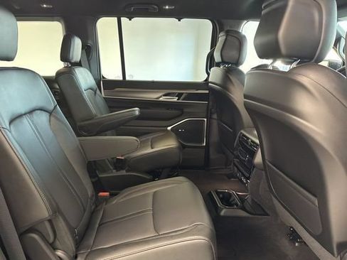 New 2026 Jeep Grand Wagoneer Limited w/ Convenience Group I AWD/4WD image 32