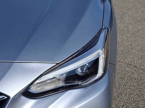 Used 2022 Subaru Impreza 2.0i Limited image 10