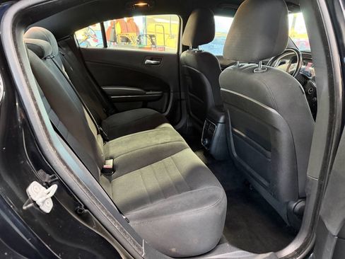 Used 2014 Dodge Charger SXT RWD image 20