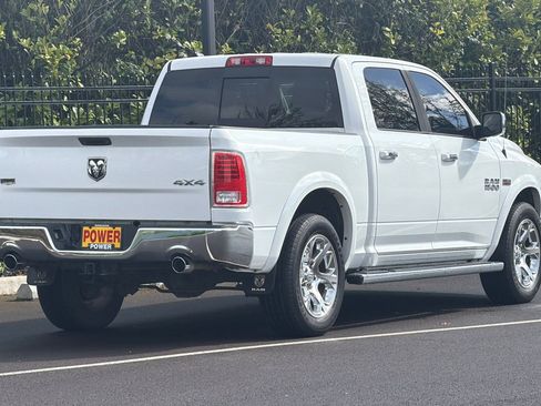 Used 2015 RAM 1500 Laramie w/ Convenience Group AWD/4WD image 4