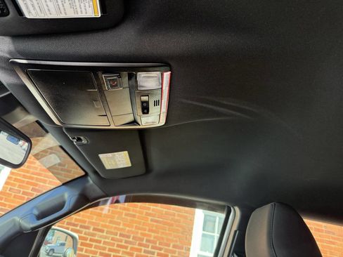 Used 2020 Toyota Tacoma TRD Sport image 16