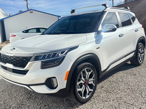 Used 2021 Kia Seltos SX image 12