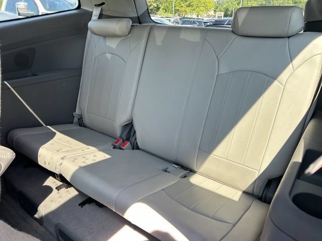 Used 2014 Chevrolet Traverse LTZ AWD/4WD image 24