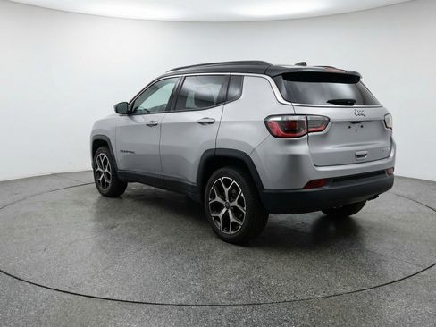 Used 2025 Jeep Compass Limited AWD/4WD image 6