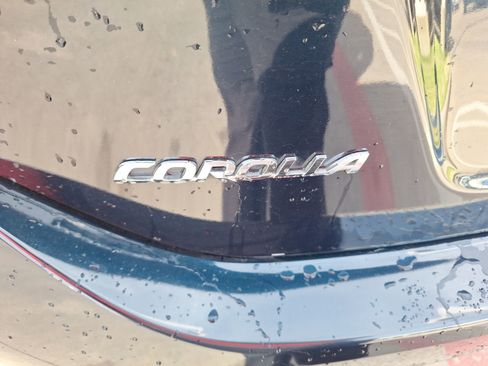 Used 2017 Toyota Corolla SE image 13