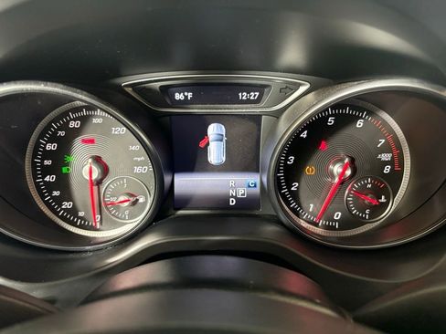 Used 2018 Mercedes-Benz GLA 250 image 28