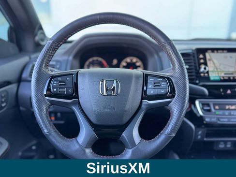 Used 2025 Honda Ridgeline Black Edition image 9