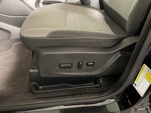 Used 2015 Ford Escape SE AWD/4WD image 19