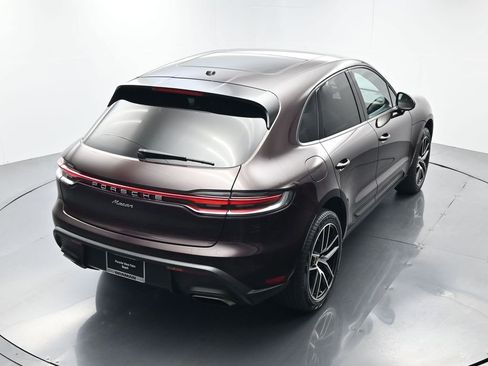 Certified 2023 Porsche Macan image 37