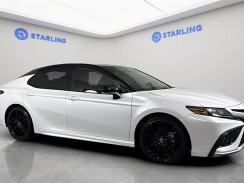 Used 2023 Toyota Camry XSE w/ Navigation Package image 12