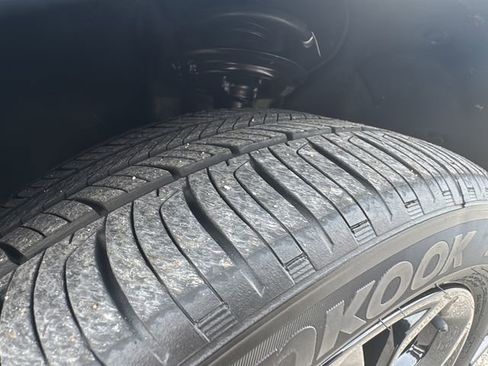 Certified 2025 Honda Accord SE image 29