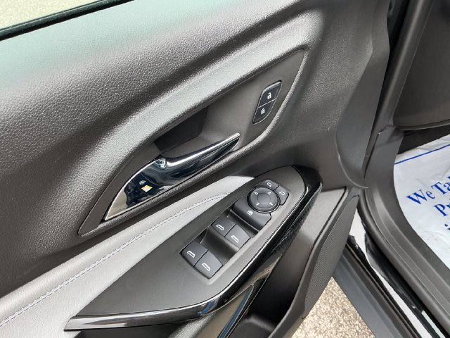 Used 2024 Chevrolet Trax LT w/ LT Convenience Package FWD image 12
