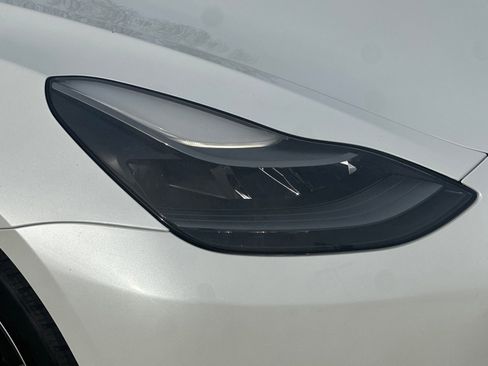 Used 2021 Tesla Model 3 Long Range image 10
