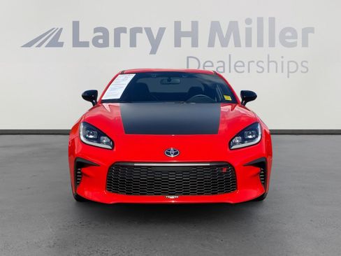 Used 2024 Toyota GR86 TRUENO Edition image 8