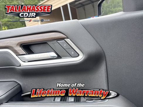 Used 2022 Chevrolet Silverado 1500 LT Trail Boss w/ LPO, Dark Essentials Package AWD/4WD image 13