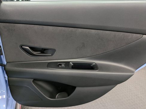 Used 2025 Hyundai Elantra N image 25