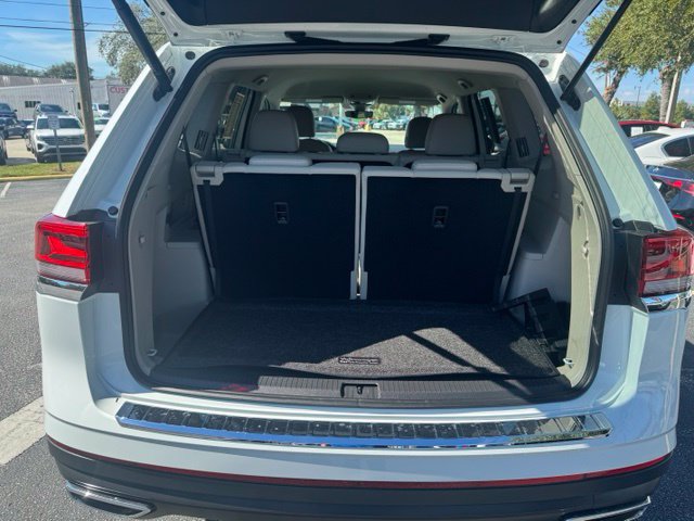 Used 2024 Volkswagen Atlas SE FWD image 12