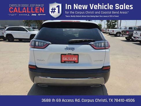 Certified 2022 Jeep Cherokee Limited AWD/4WD image 13