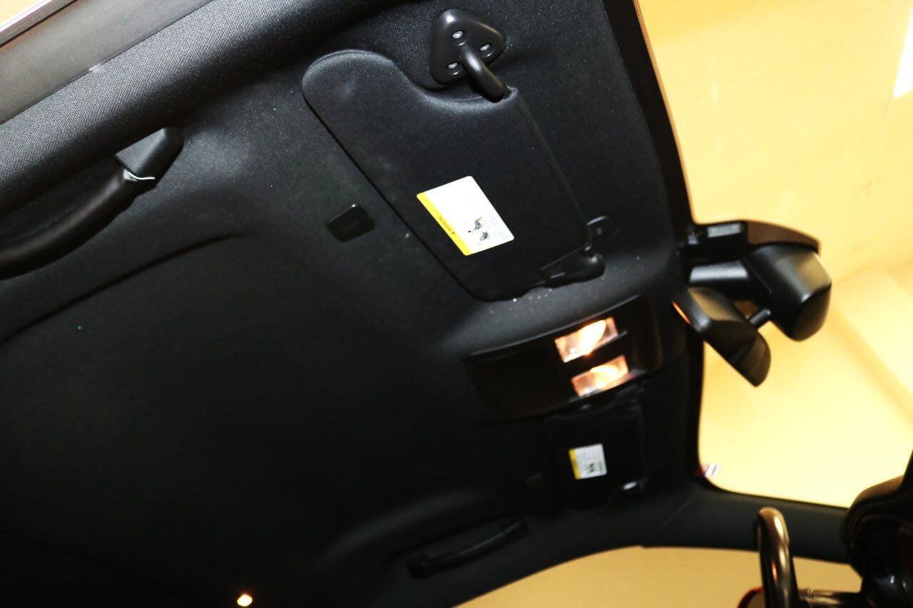 Used 2023 Dodge Challenger SXT RWD image 81
