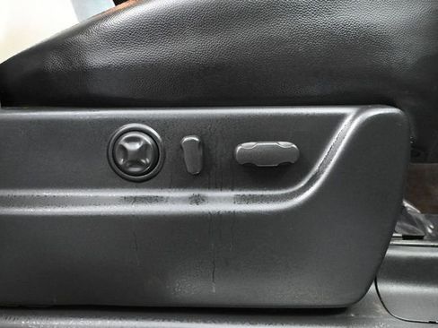 Used 2008 Chevrolet Suburban LT w/ LT Preferred Equipment Group image 46