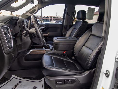 Used 2021 Chevrolet Silverado 1500 LT Trail Boss w/ Convenience Package II AWD/4WD image 12