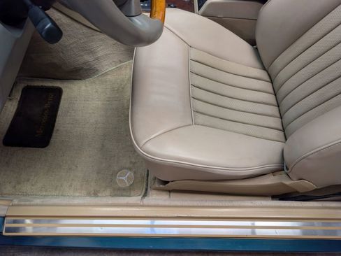 Used 1994 Mercedes-Benz E 320 Coupe image 25
