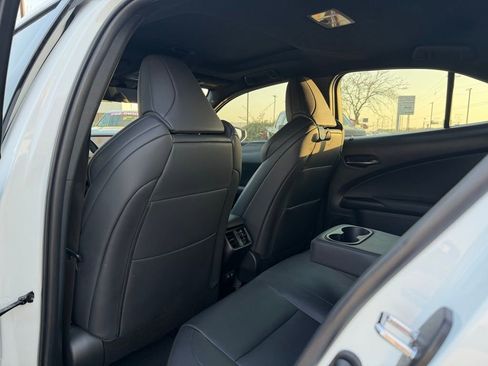 Used 2019 Lexus UX 200 F Sport w/ F Sport Premium Package image 23