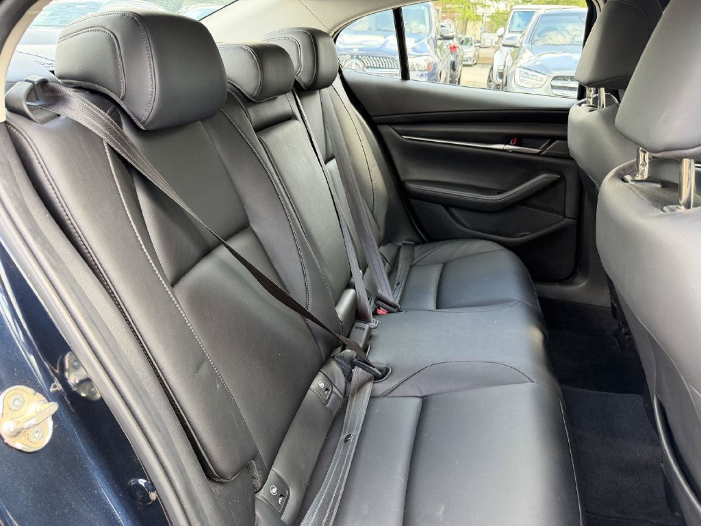 Used 2021 MAZDA MAZDA3 s FWD image 24