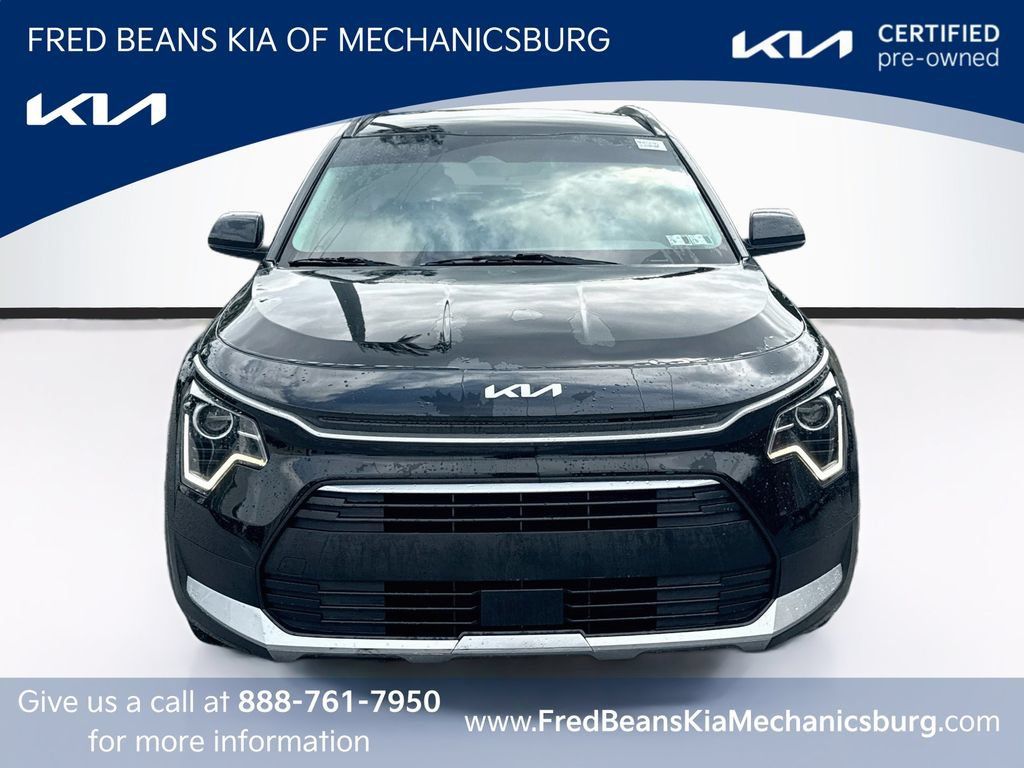 Certified 2023 Kia Niro EX FWD image 2