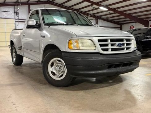 Used 1999 Ford F150 2WD Regular Cab image 1