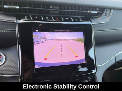 New 2025 Jeep Grand Cherokee L Laredo image 14