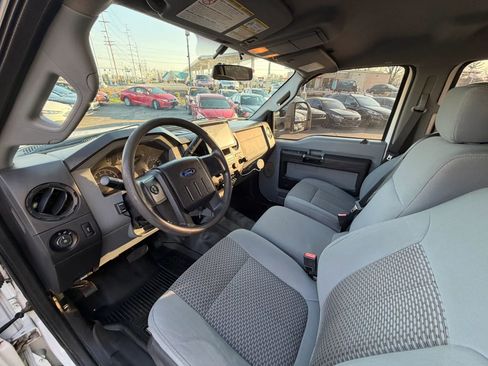 Used 2016 Ford F250 XL w/ Power Equipment Group image 22