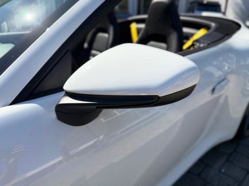 Used 2023 Porsche 911 Carrera RWD image 9
