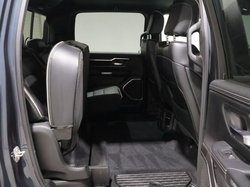 Used 2025 RAM 1500 Laramie AWD/4WD image 19