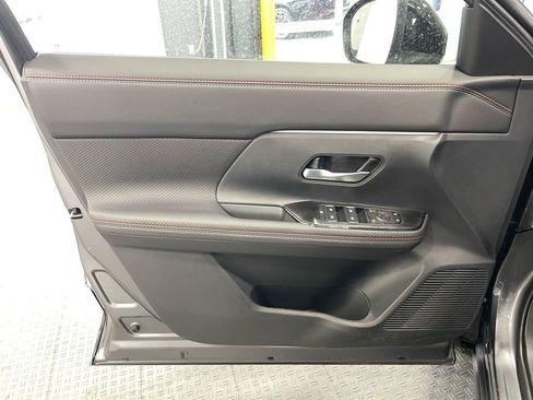 New 2026 Nissan Kicks SR w/ SR Premium Package image 16