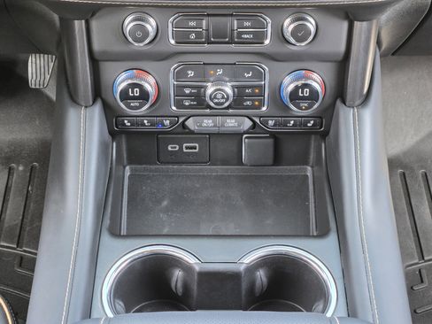 Used 2023 GMC Yukon XL AT4 w/ AT4 Premium Package image 26