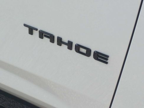 Used 2023 Chevrolet Tahoe Z71 w/ Luxury Package AWD/4WD image 33