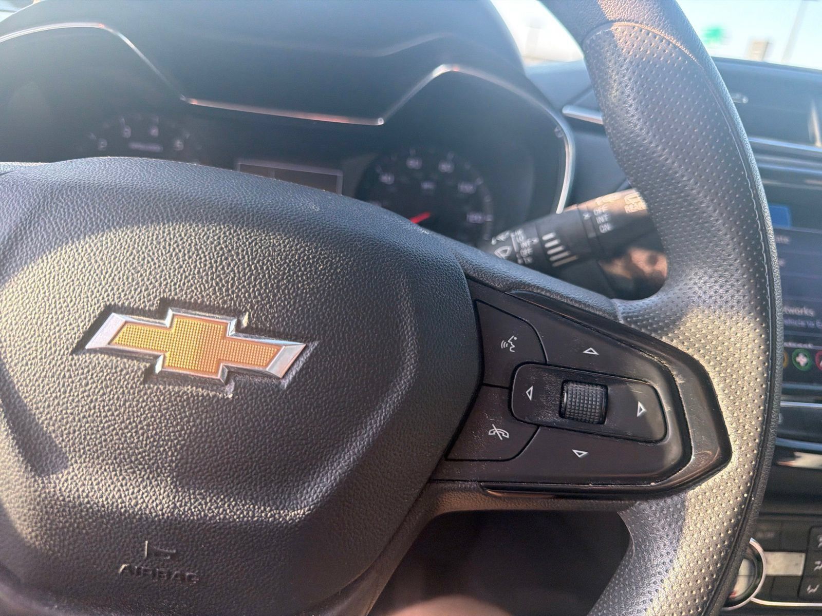 Used 2023 Chevrolet TrailBlazer LT w/ Convenience Package FWD image 14
