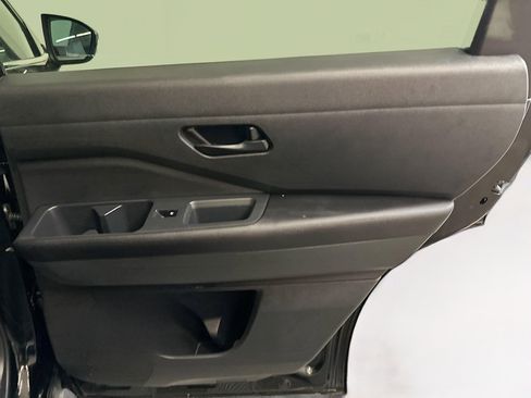 Used 2024 Nissan Pathfinder S w/ Cargo Package image 31