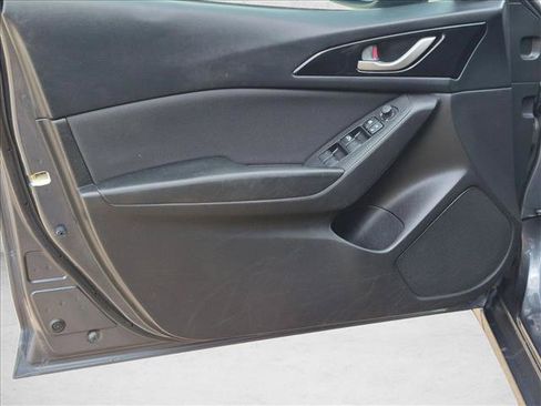 Used 2015 MAZDA MAZDA3 i Sport FWD image 6