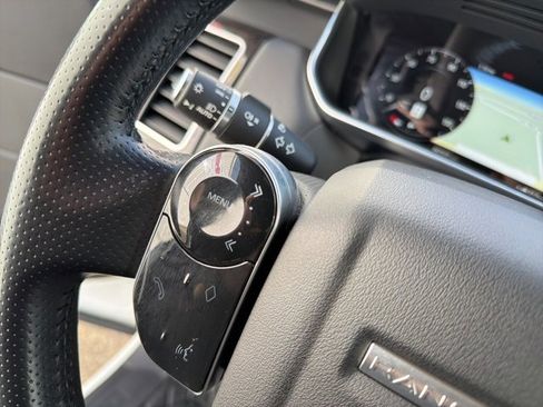 Used 2020 Land Rover Range Rover Sport SE image 20