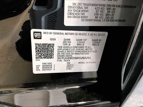 Used 2024 GMC Sierra 1500 SLT image 36